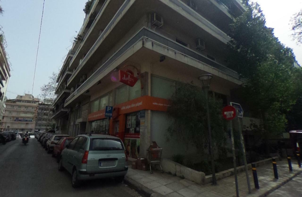 Luxurious Apartment In Central Атина Екстериор снимка